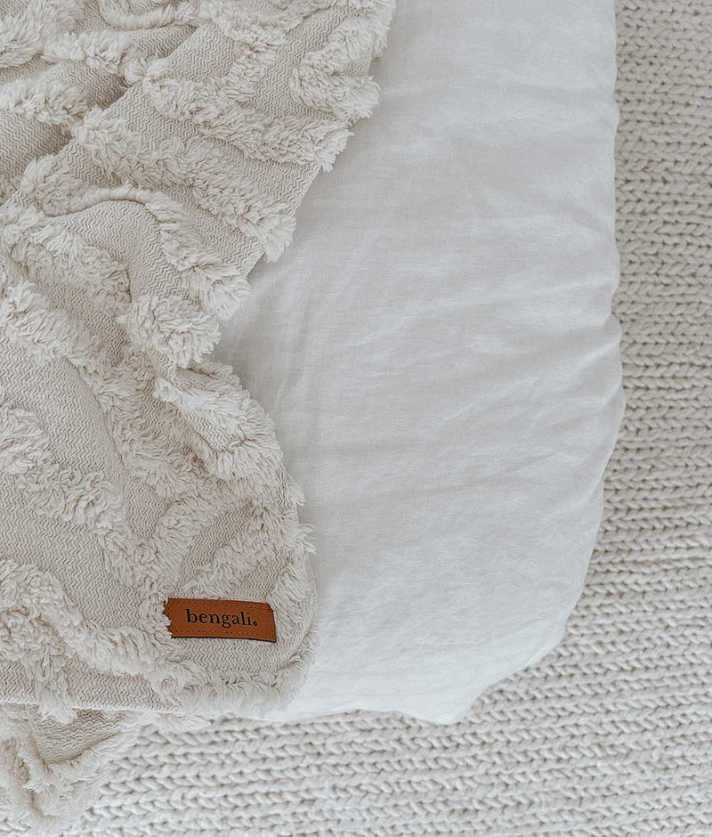 Tufted Throw - Ivory