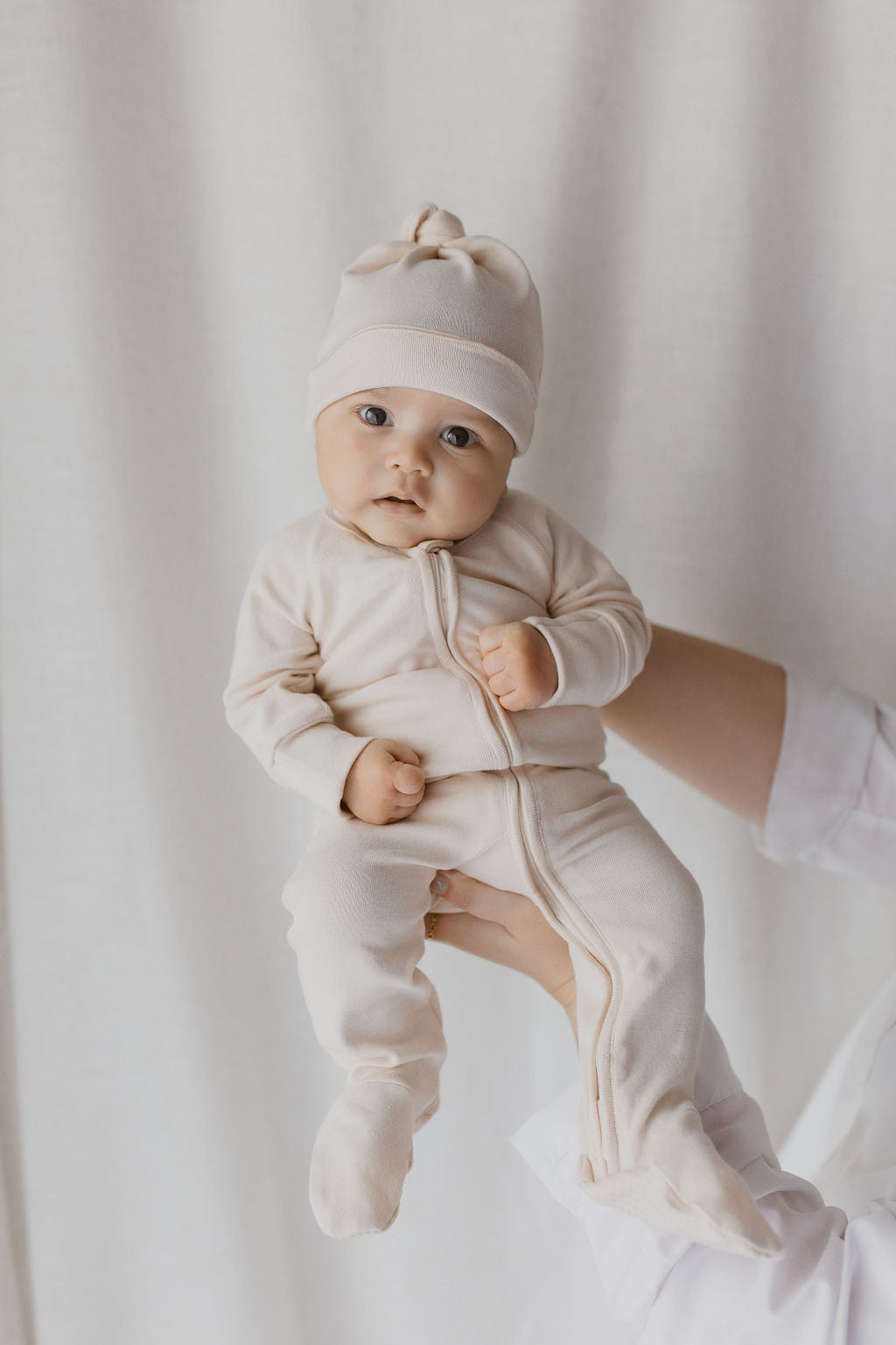 Organic Knotted Hat - Egg Shell
