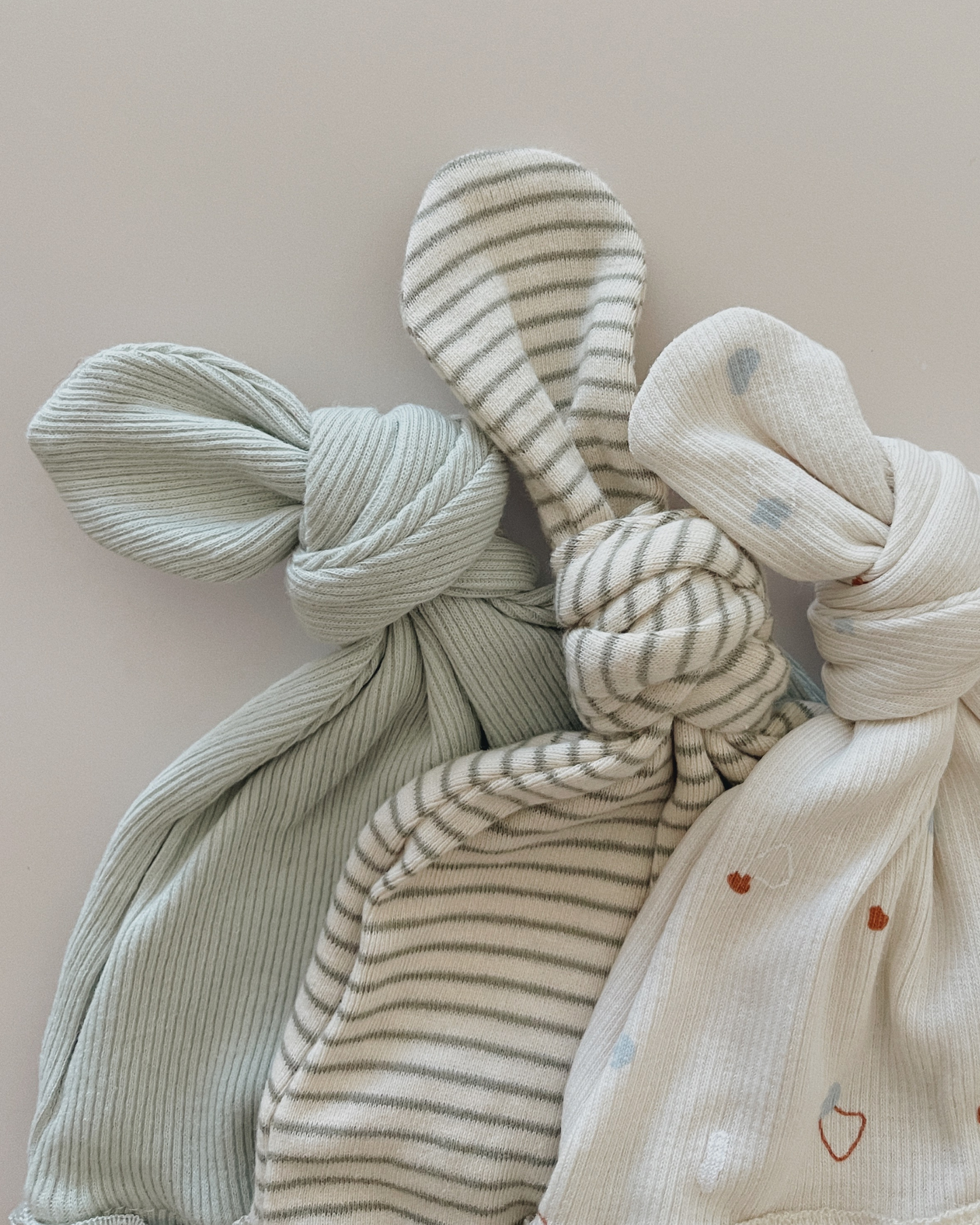Organic Knotted Hat - Sea Mist