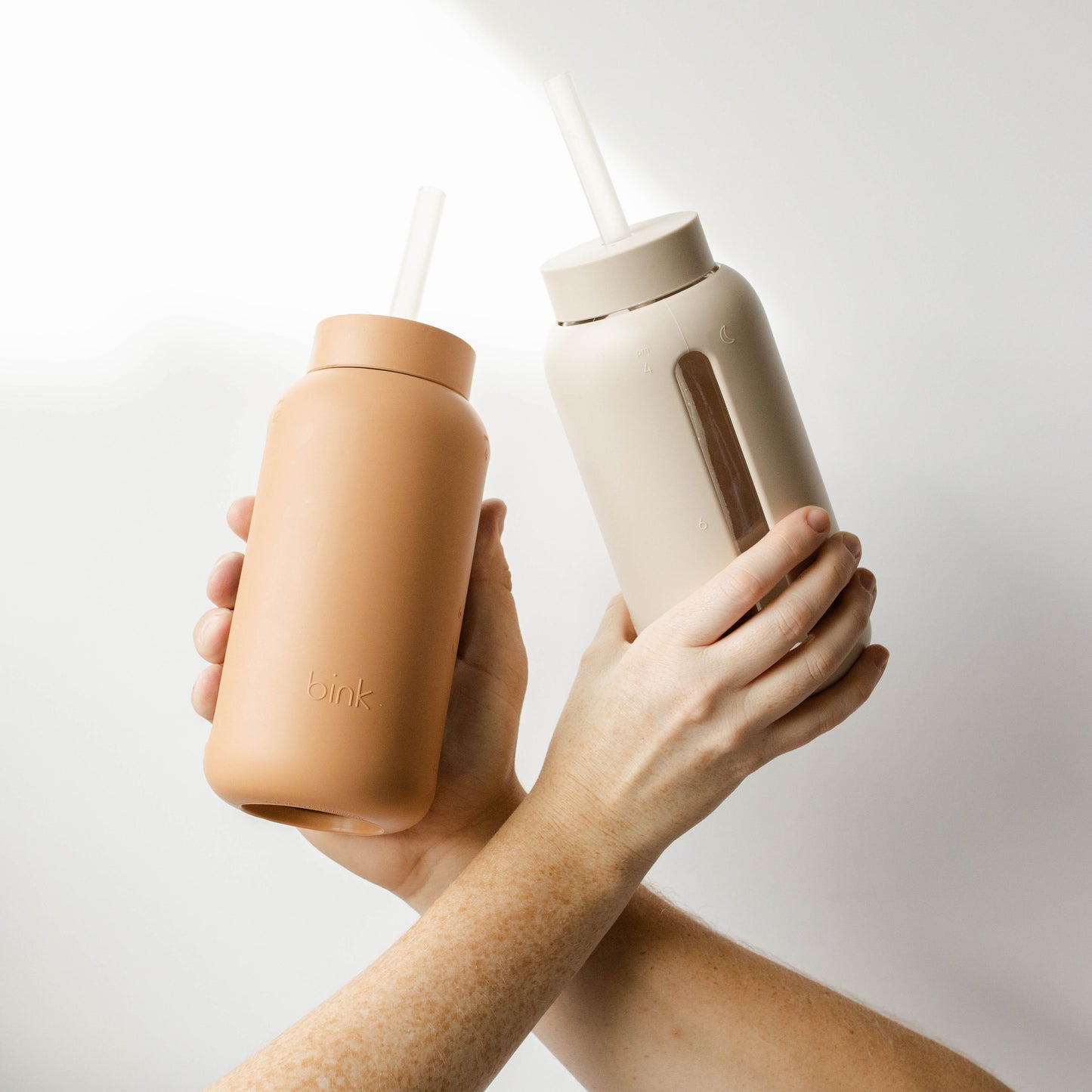 Lounge Straw & Cap - Sand