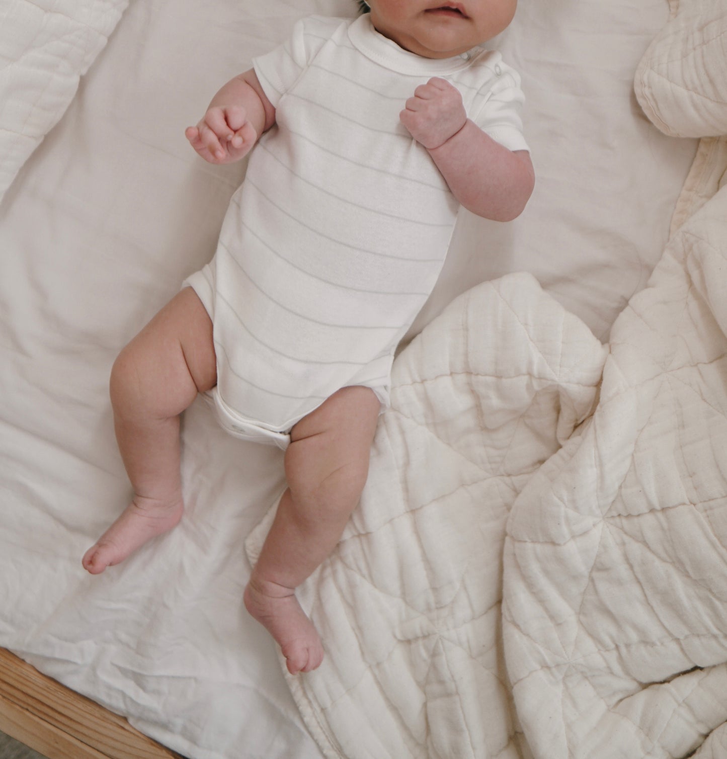 Organic S/S Classic Bodysuit - White Sky