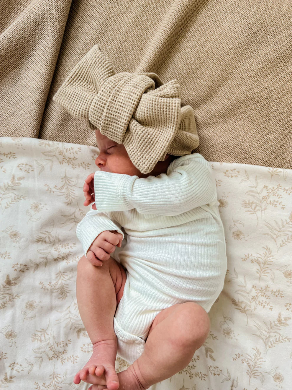 Bowie Waffle Oversized Topknot - Hazelnut