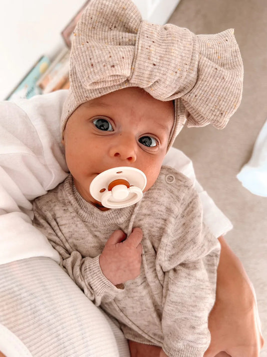 Speckled Rib Oversized Topknot - Macadamia