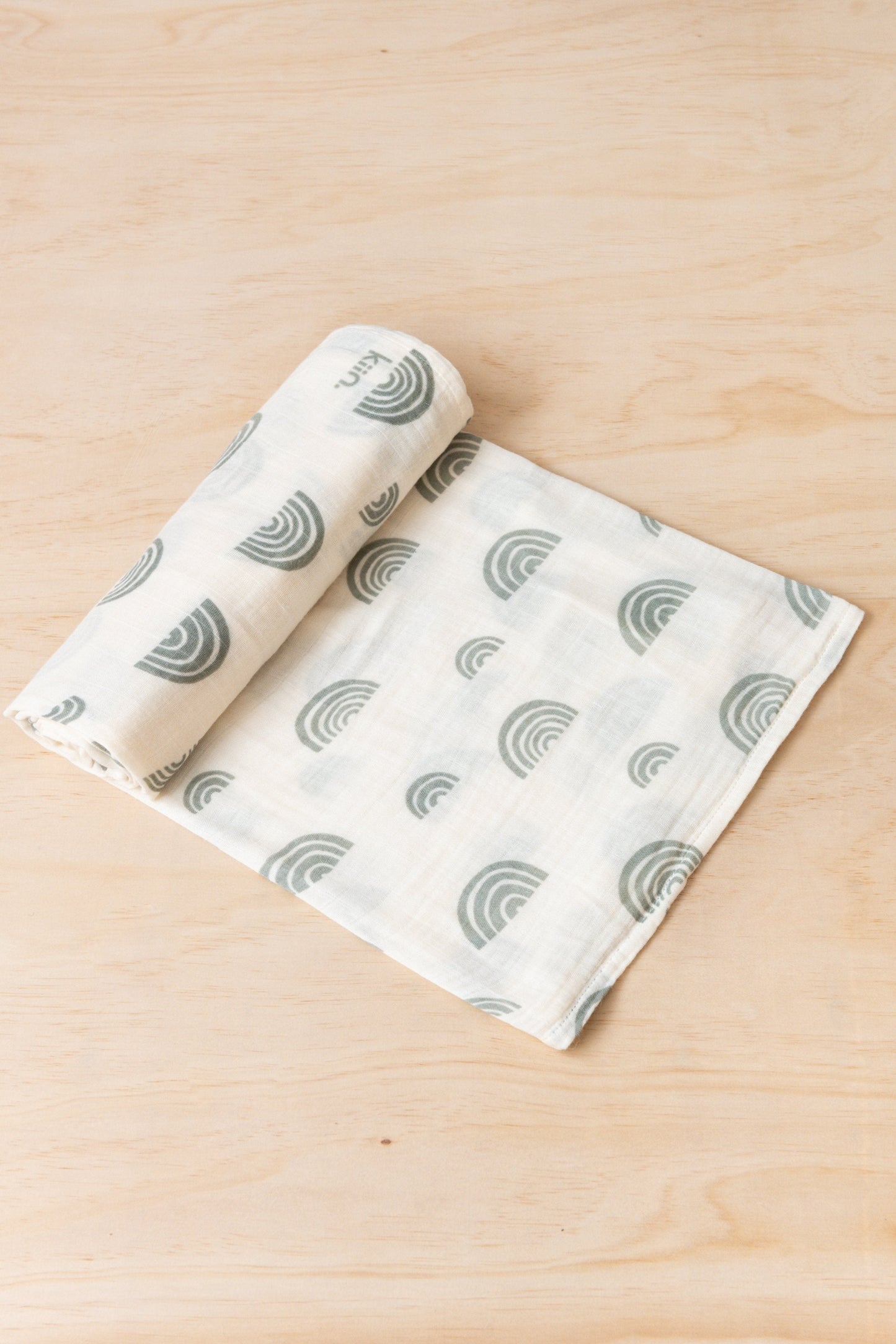 Organic Swaddle | Rainbows - Ivory + Sage