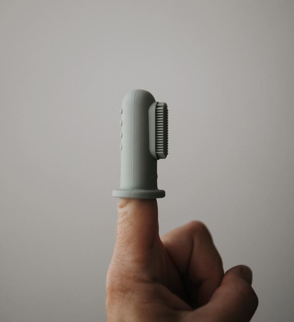 Finger Toothbrush - Cambridge Blue + Shifting Sand