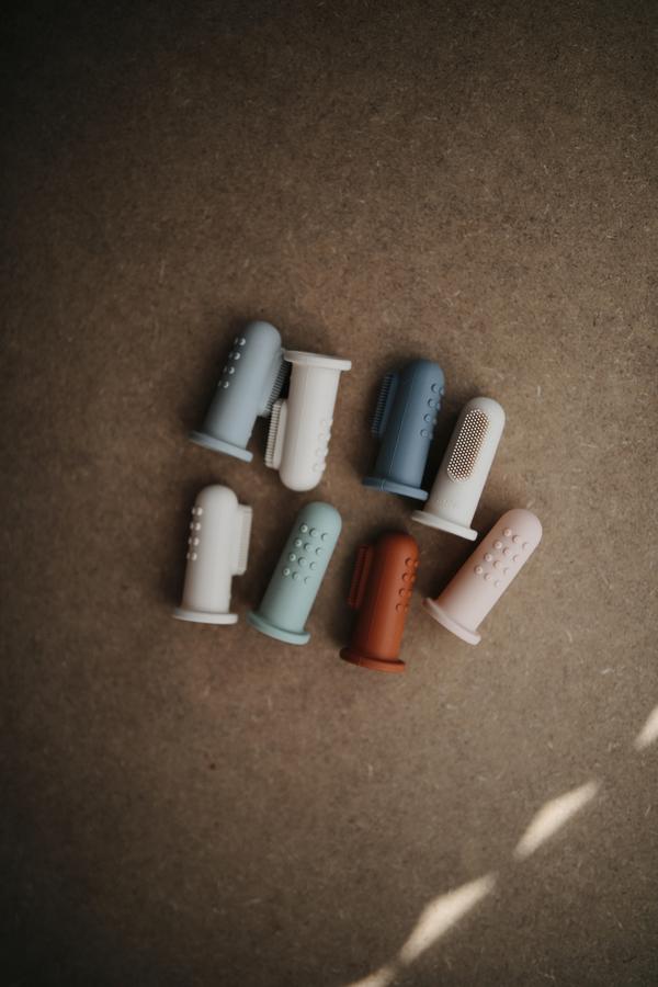 Finger Toothbrush - Clay + Shifting Sand