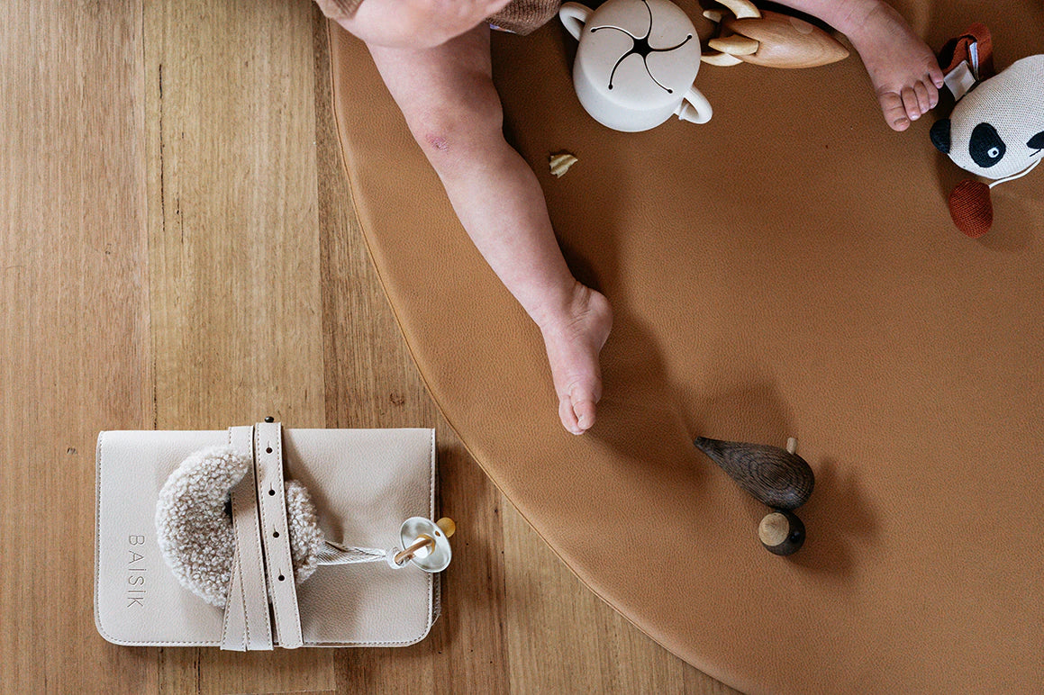 Nappy Wallet - Natural