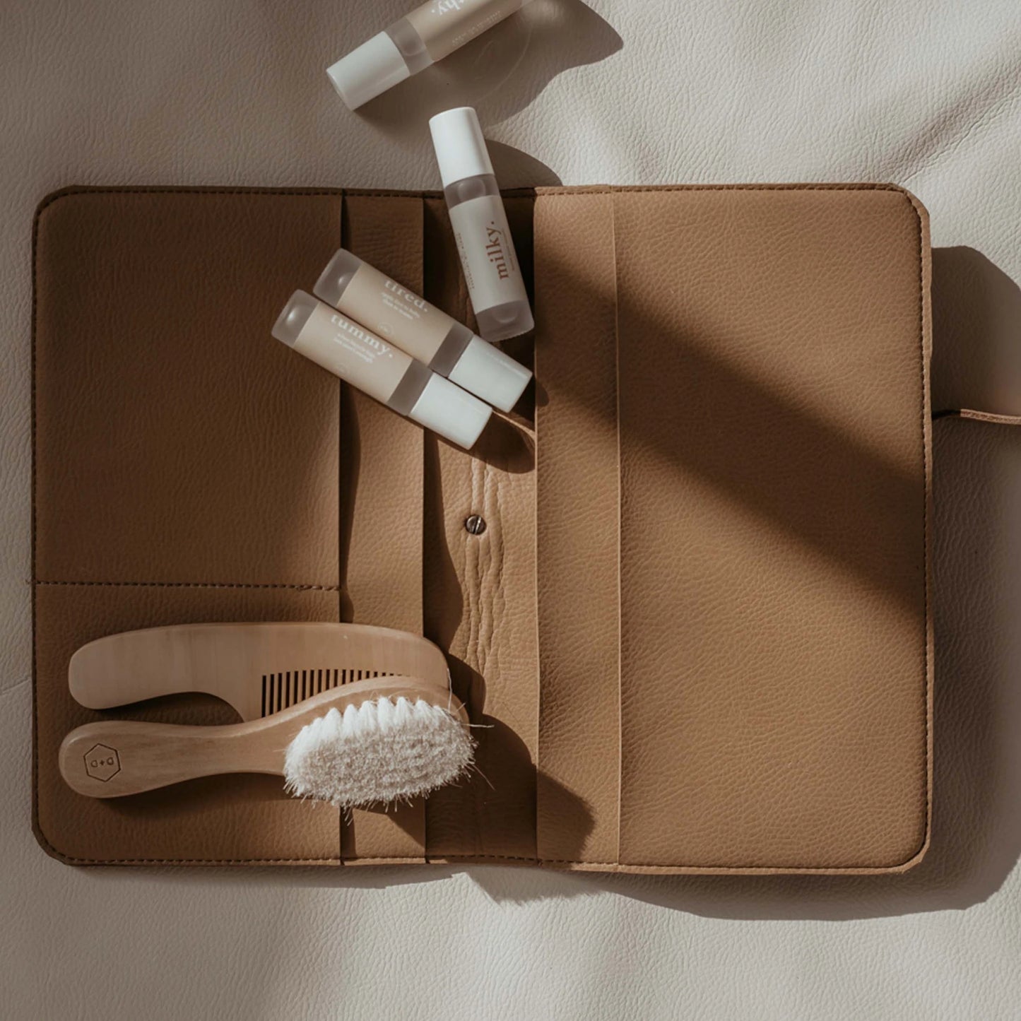 Nappy Wallet - Tan