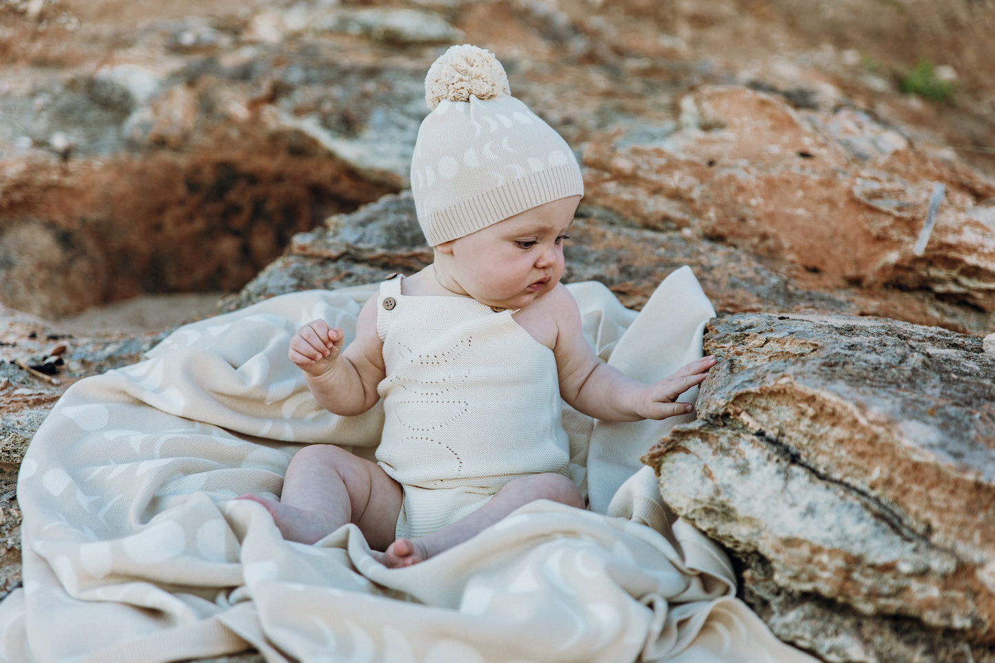 Lunar Pom Pom Beanie - Natural