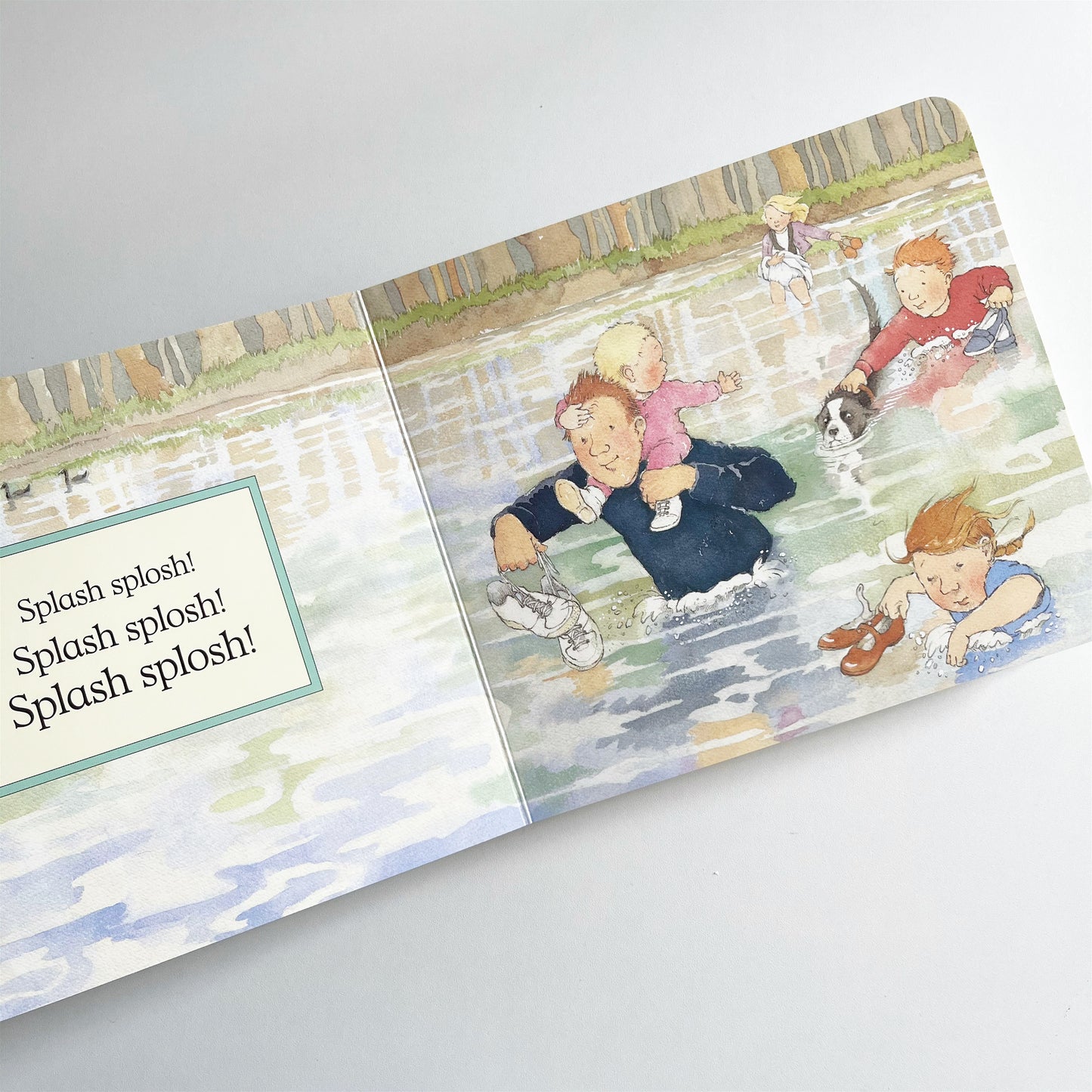 Board Book - We're Going on a Bear Hunt