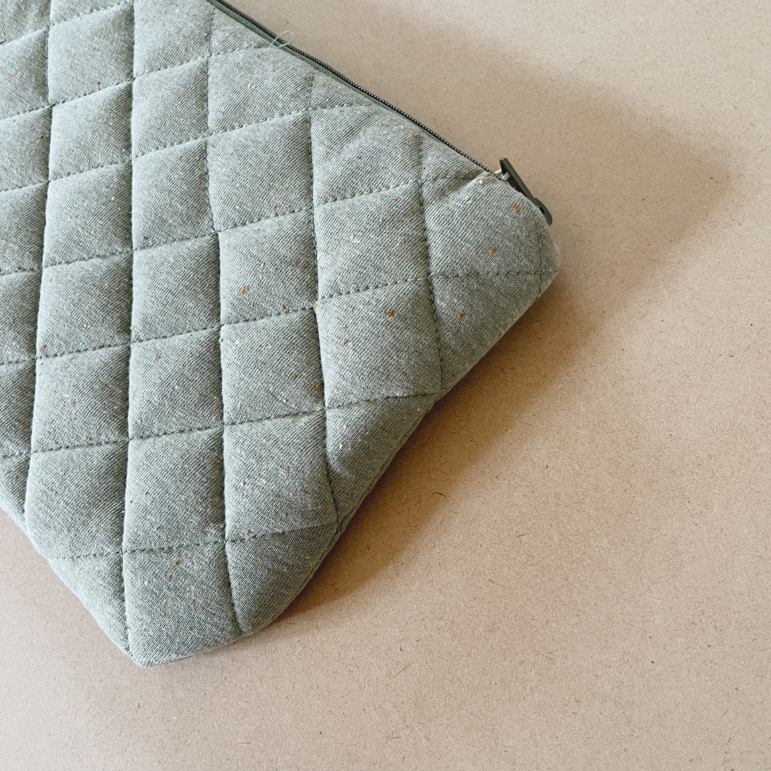 Mama Quilted Zip Pouch - Dew Speckled