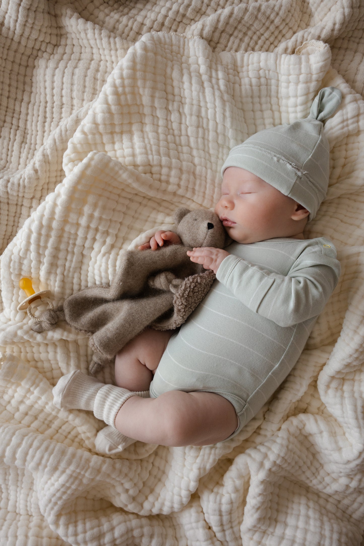 Organic Knotted Hat - Blue Sky