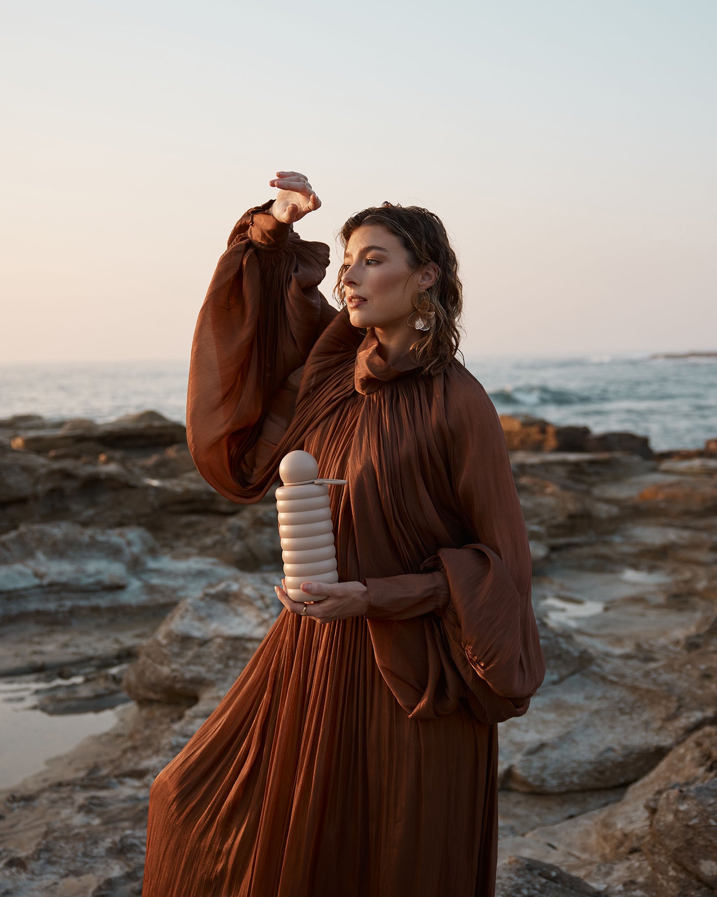 The Bubble Reusable Water Bottle - Latte