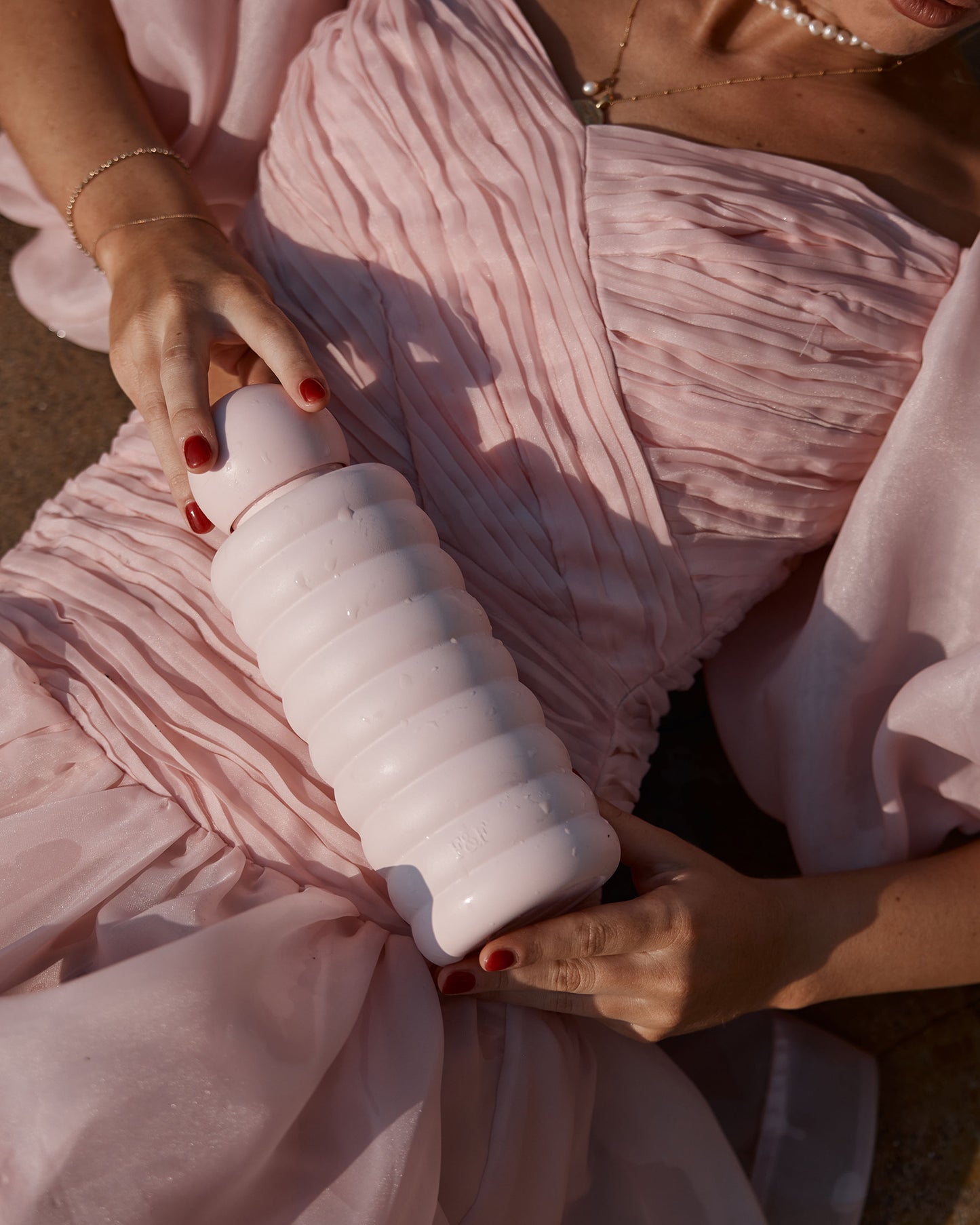 The Bubble Reusable Water Bottle - Ballet Pink