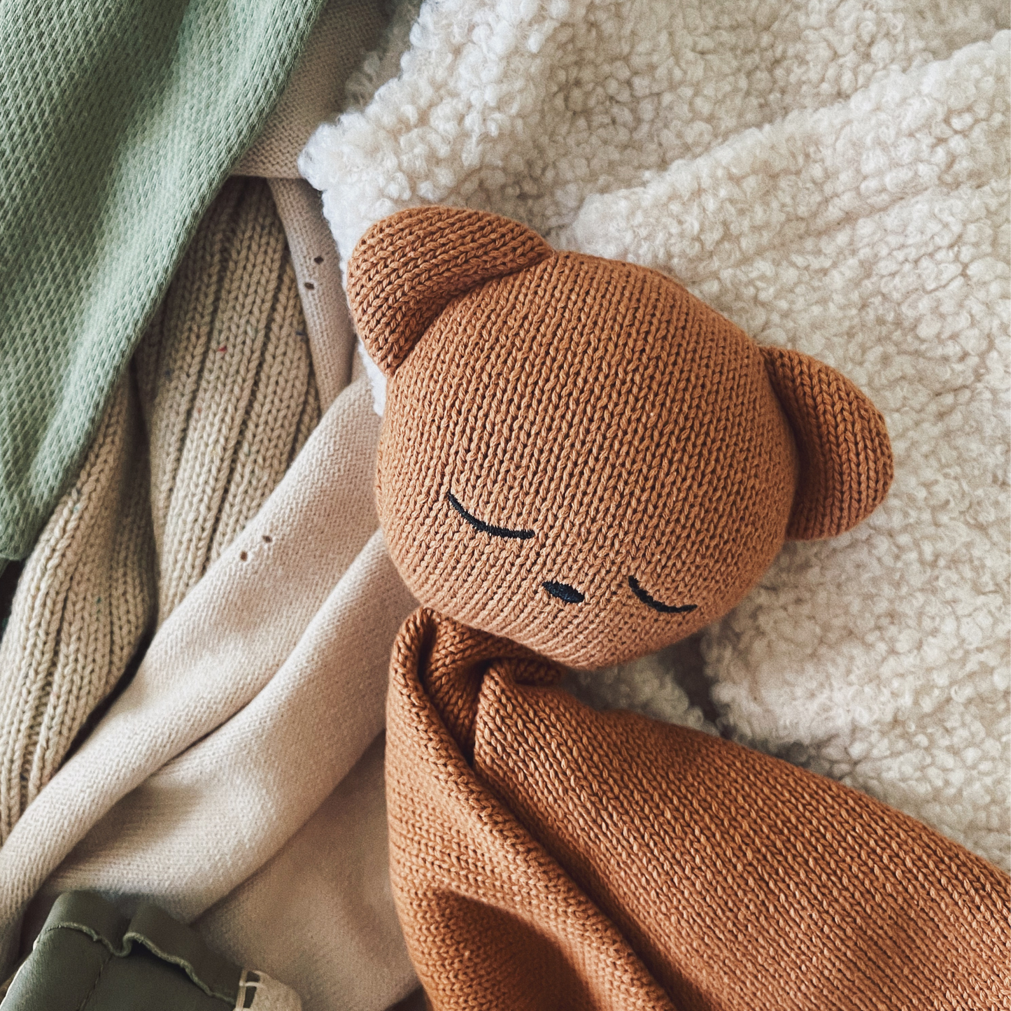 Organic Knit Cuddle Blanket | Teddy - Sunkissed